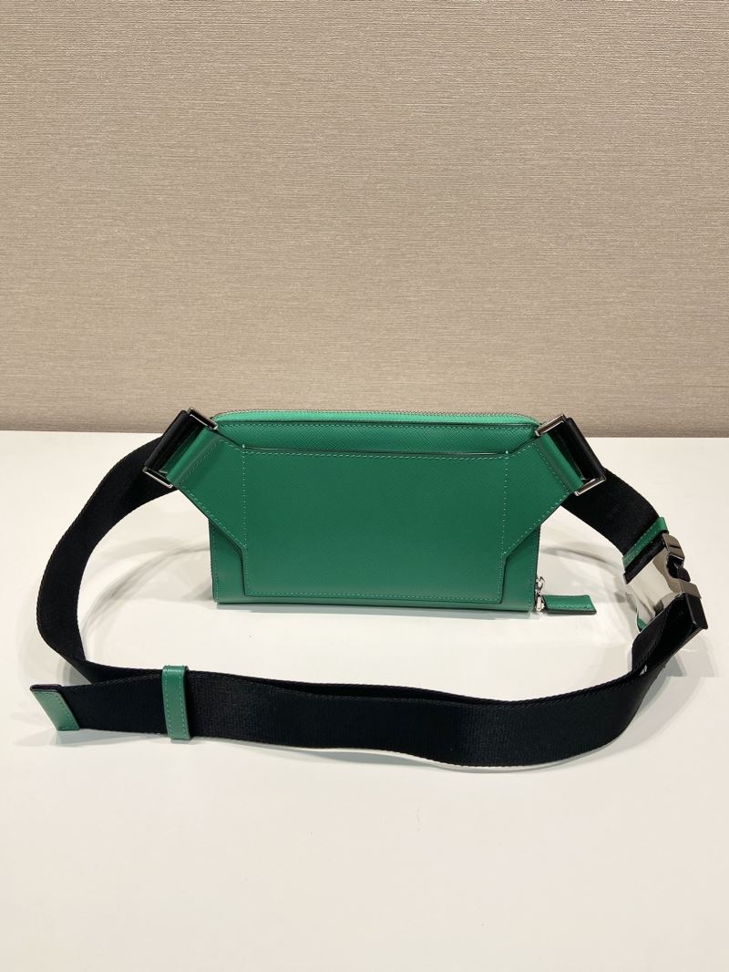 Pra*a waist chest packs